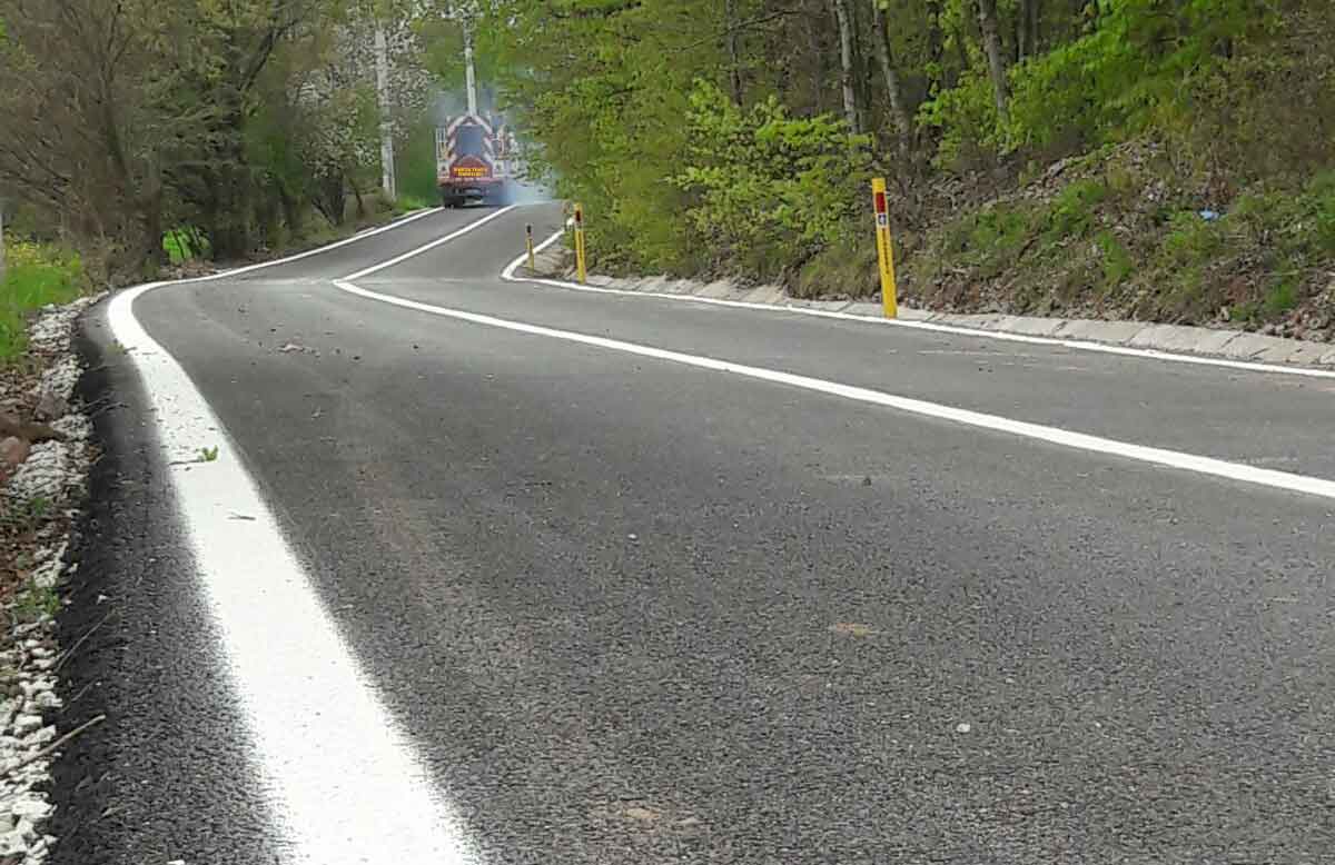 Termoplastik yol çizgi uygulaması