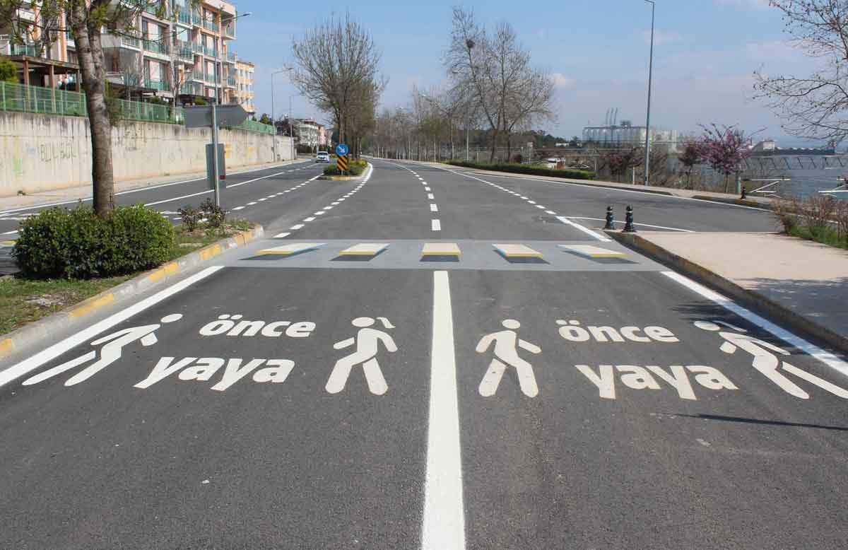 Yaya geçidi uygulaması